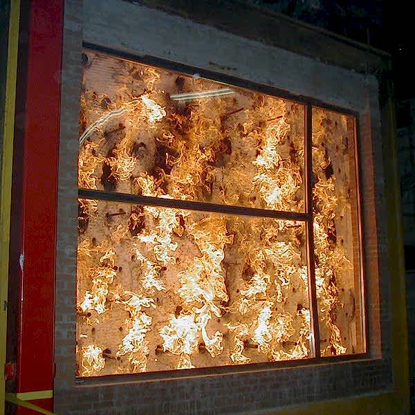 YANGINA DAYANIKLI CAMLAR